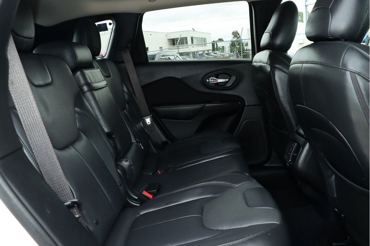 2015 Jeep Cherokee Blackhawk KL