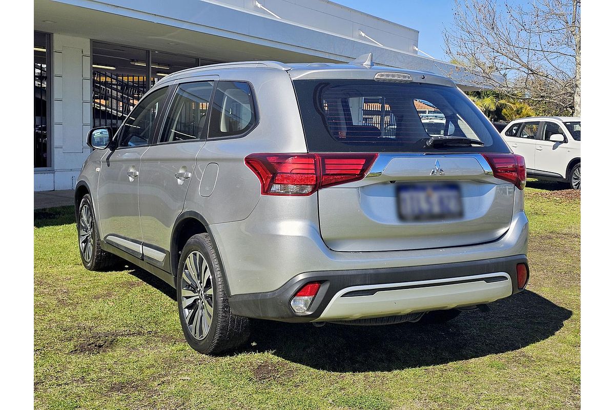 2018 Mitsubishi Outlander ES ZL