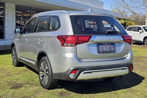 2018 Mitsubishi Outlander ES ZL