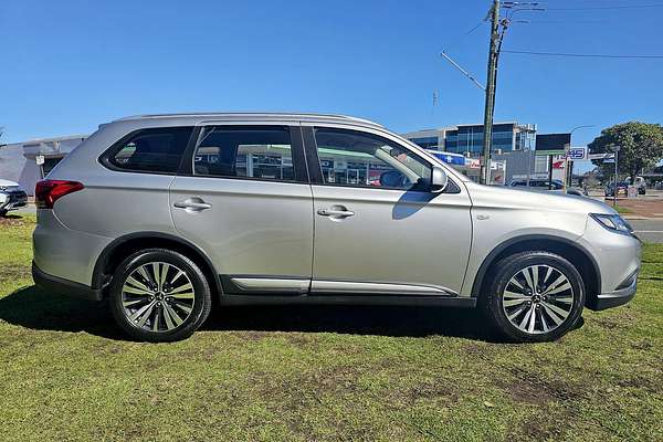 2018 Mitsubishi Outlander ES ZL