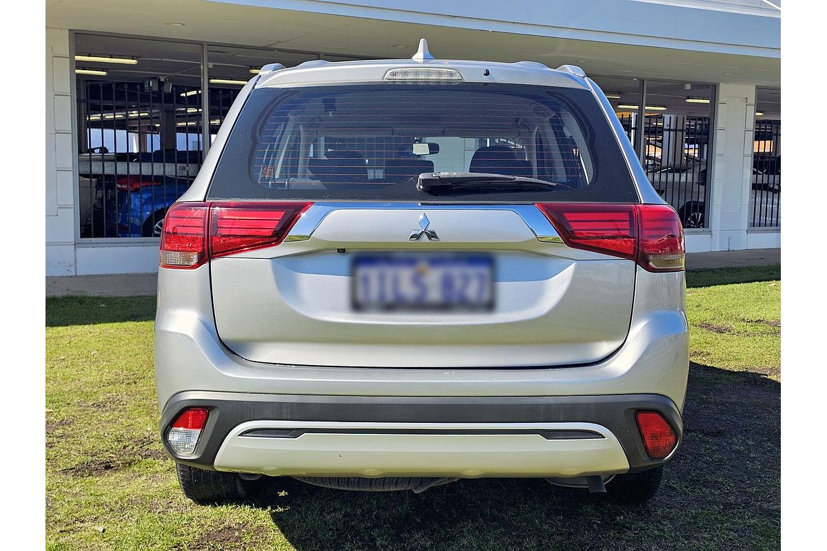 2018 Mitsubishi Outlander ES ZL