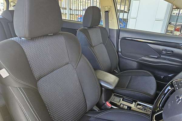 2018 Mitsubishi Outlander ES ZL