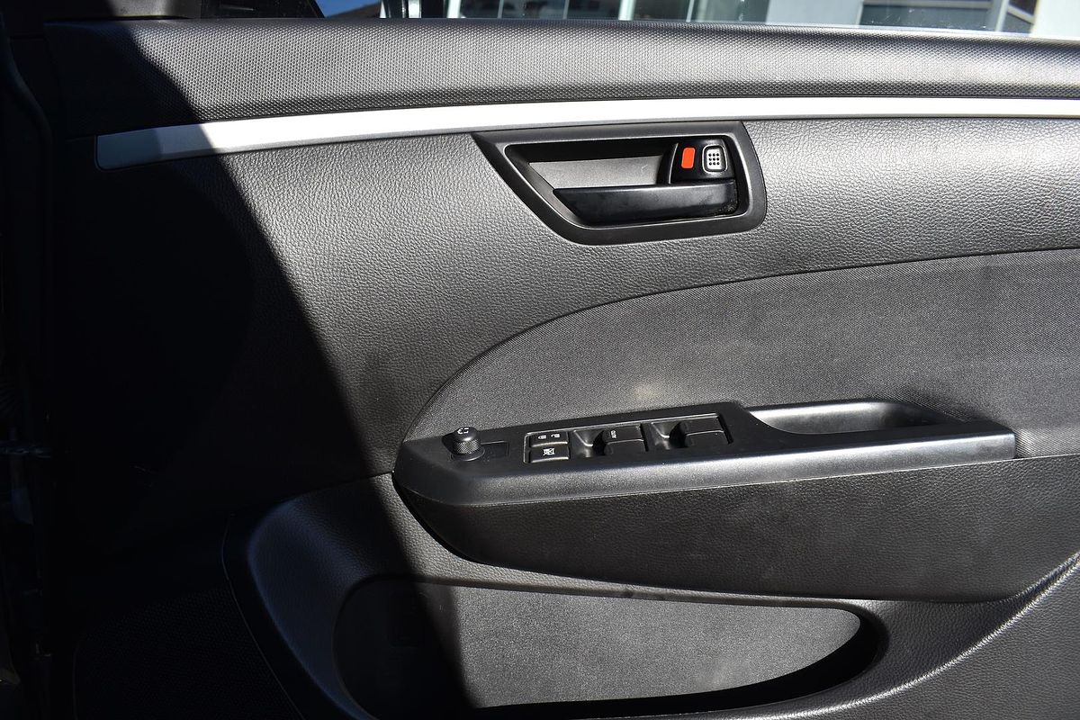 2012 Suzuki Swift GA FZ