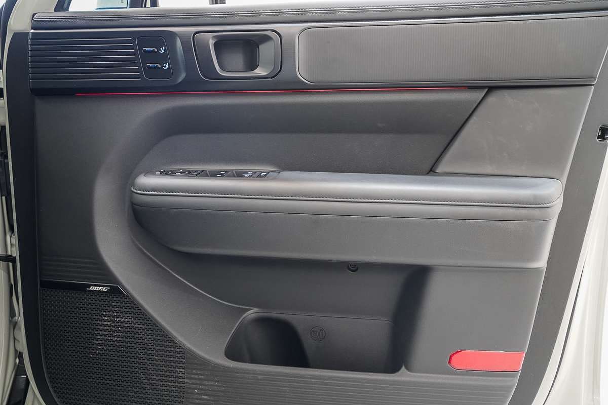 2025 Hyundai Santa Fe Calligraphy MX5.V1