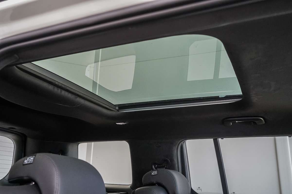 2025 Hyundai Santa Fe Calligraphy MX5.V1