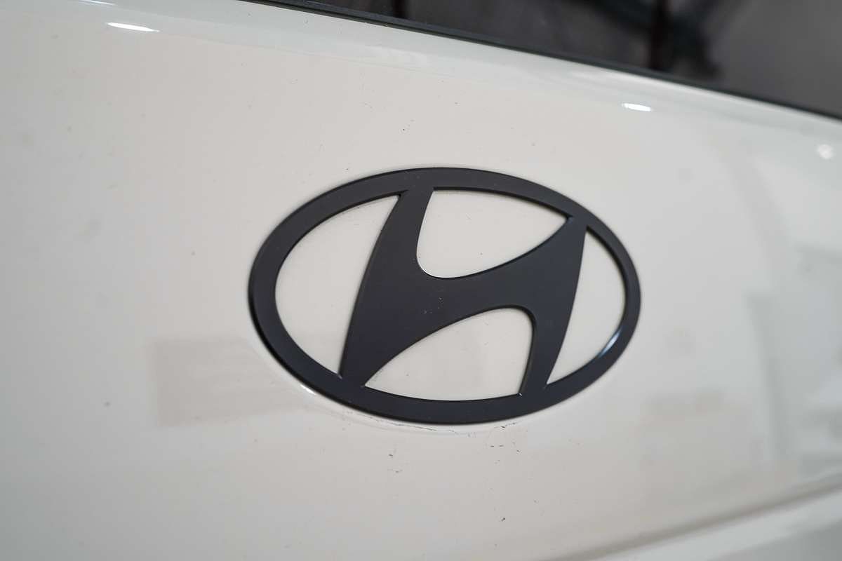 2025 Hyundai Santa Fe Calligraphy MX5.V1