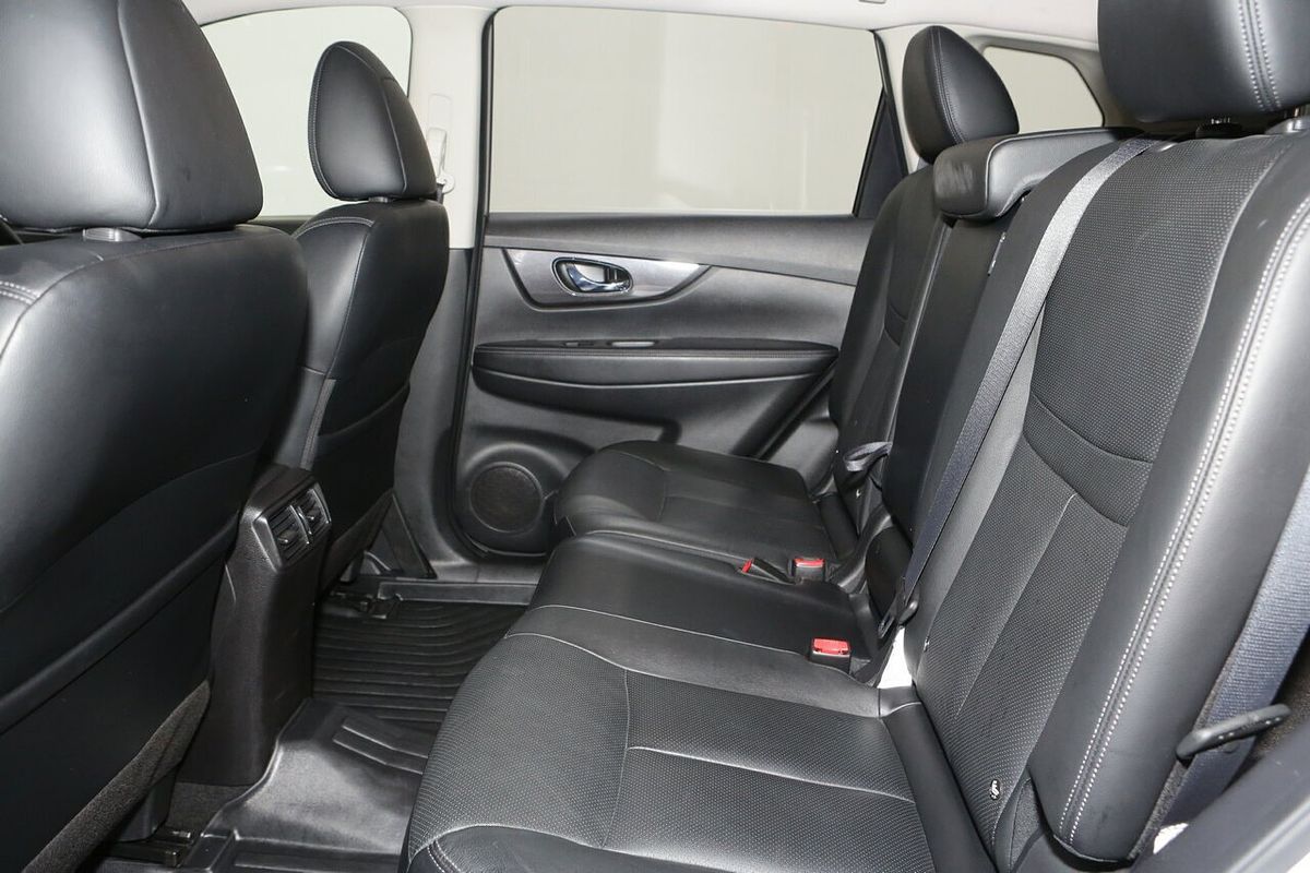 2022 Nissan X-TRAIL ST-L T32