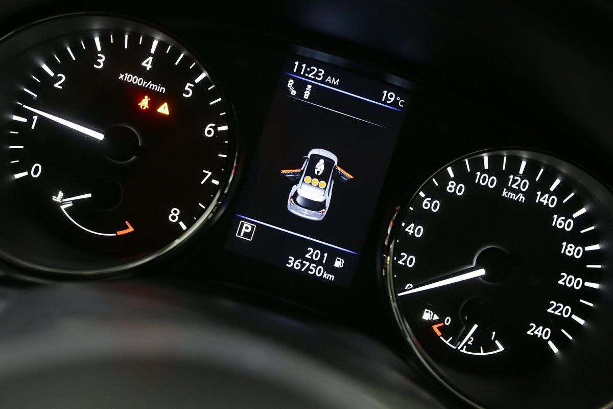 2022 Nissan X-TRAIL ST-L T32
