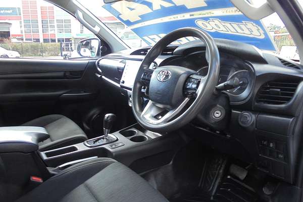 2021 Toyota Hilux SR GUN126R 4X4