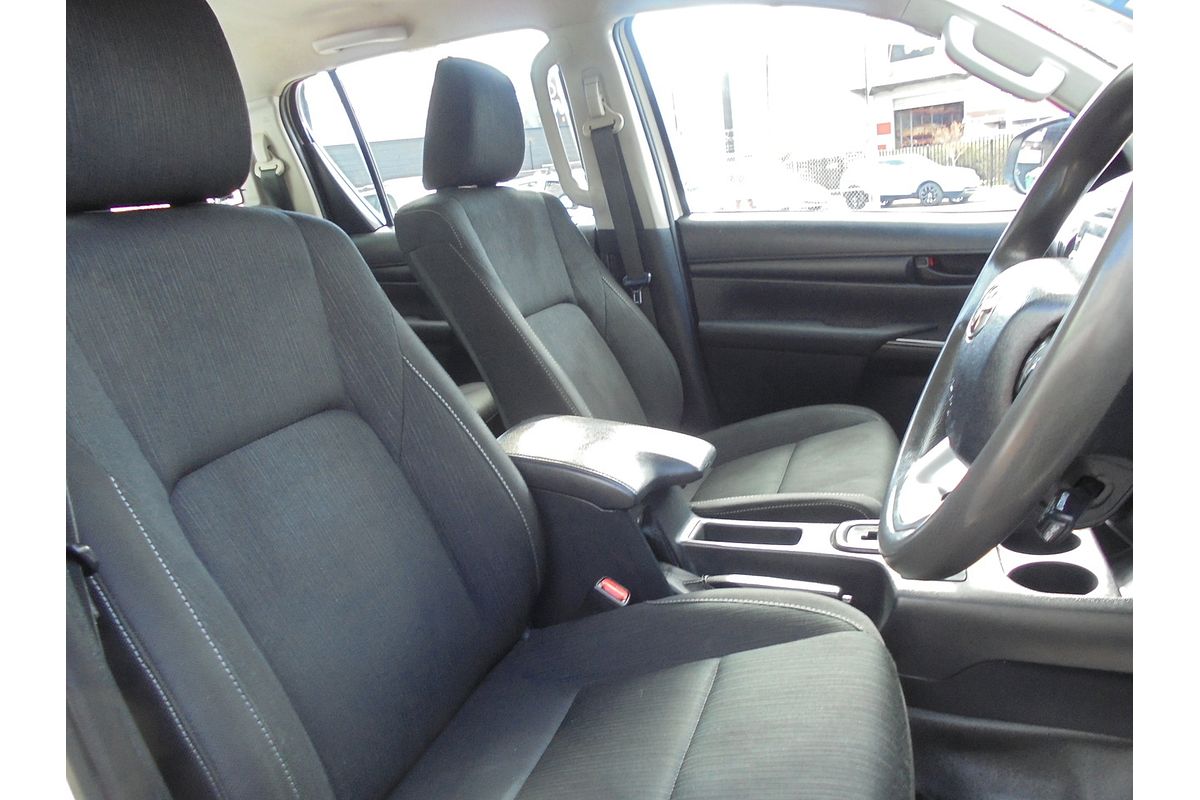 2021 Toyota Hilux SR GUN126R 4X4