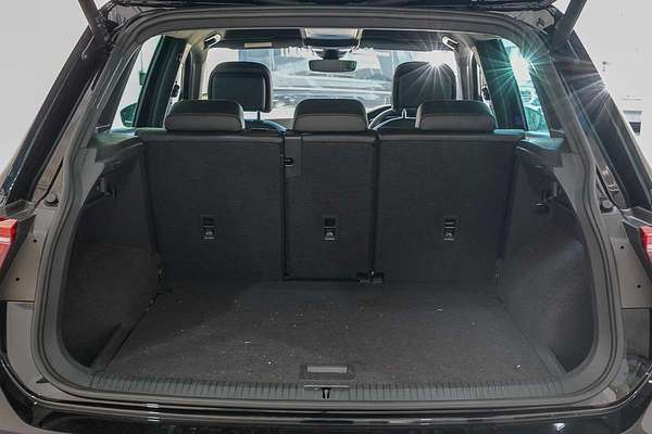 2024 Volkswagen Tiguan 162TSI R-Line 5N