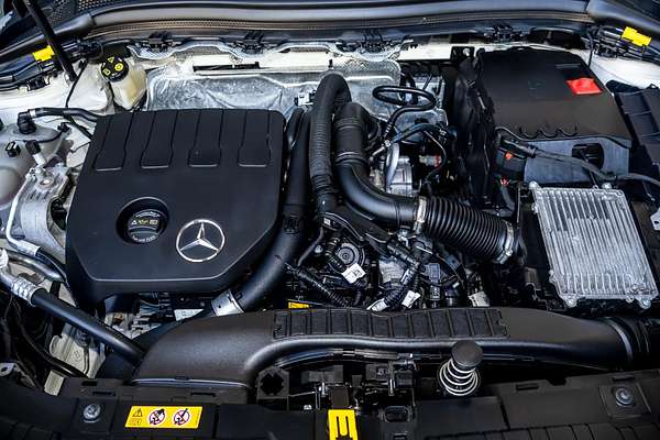 2025 Mercedes-Benz GLA-Class GLA200 H247
