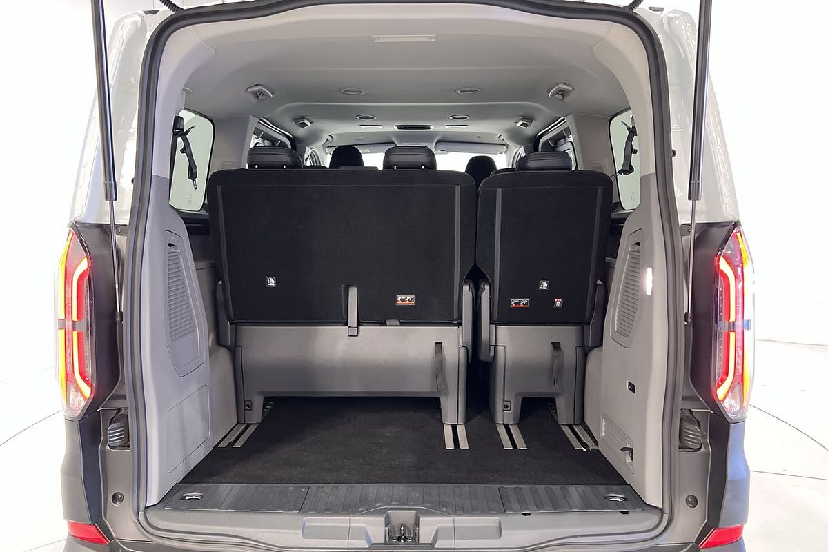 2025 Ford Transit Custom