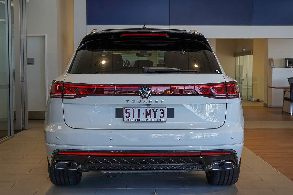 2024 Volkswagen Touareg 210TDI R-Line RC