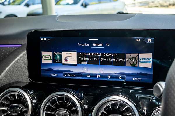 2025 Mercedes-Benz GLA-Class GLA200 H247