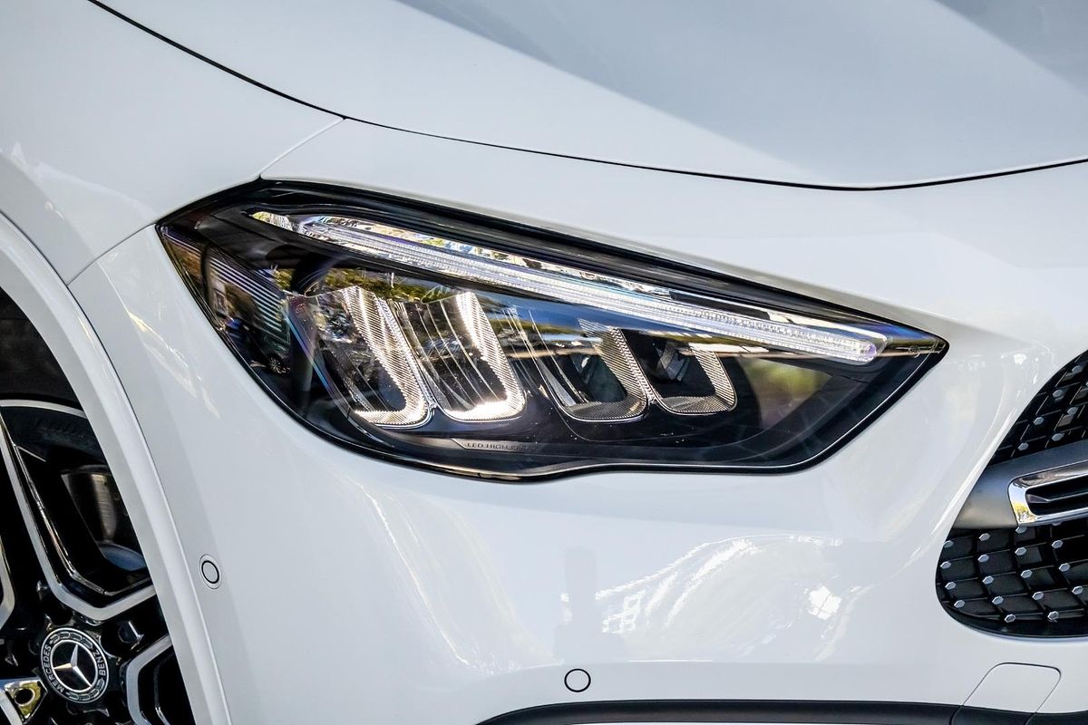 2025 Mercedes-Benz GLA-Class GLA200 H247