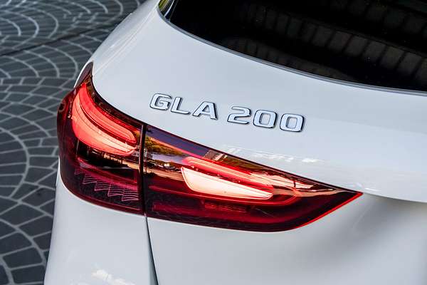 2025 Mercedes-Benz GLA-Class GLA200 H247