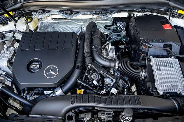 2025 Mercedes-Benz GLA-Class GLA200 H247