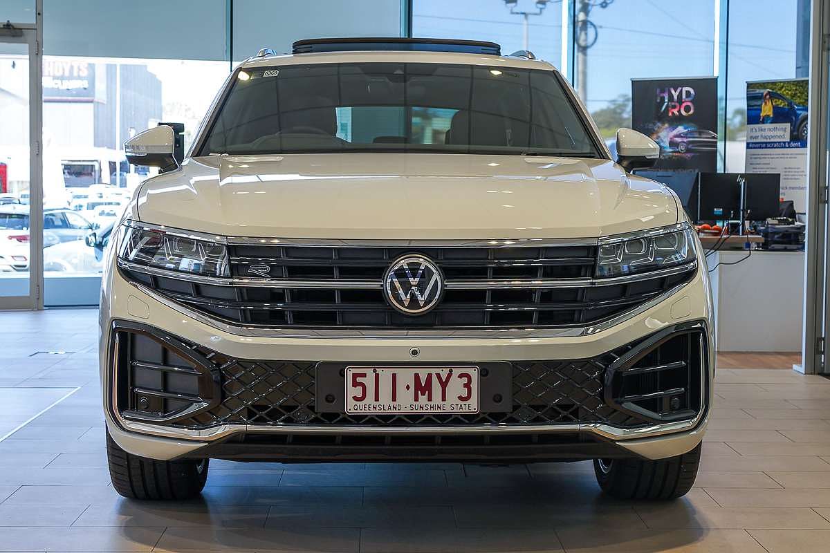 2024 Volkswagen Touareg 210TDI R-Line RC