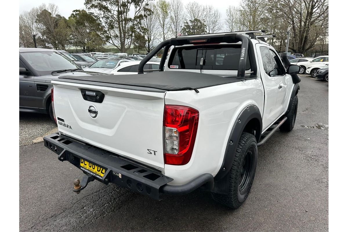 2015 Nissan Navara ST D23 4X4