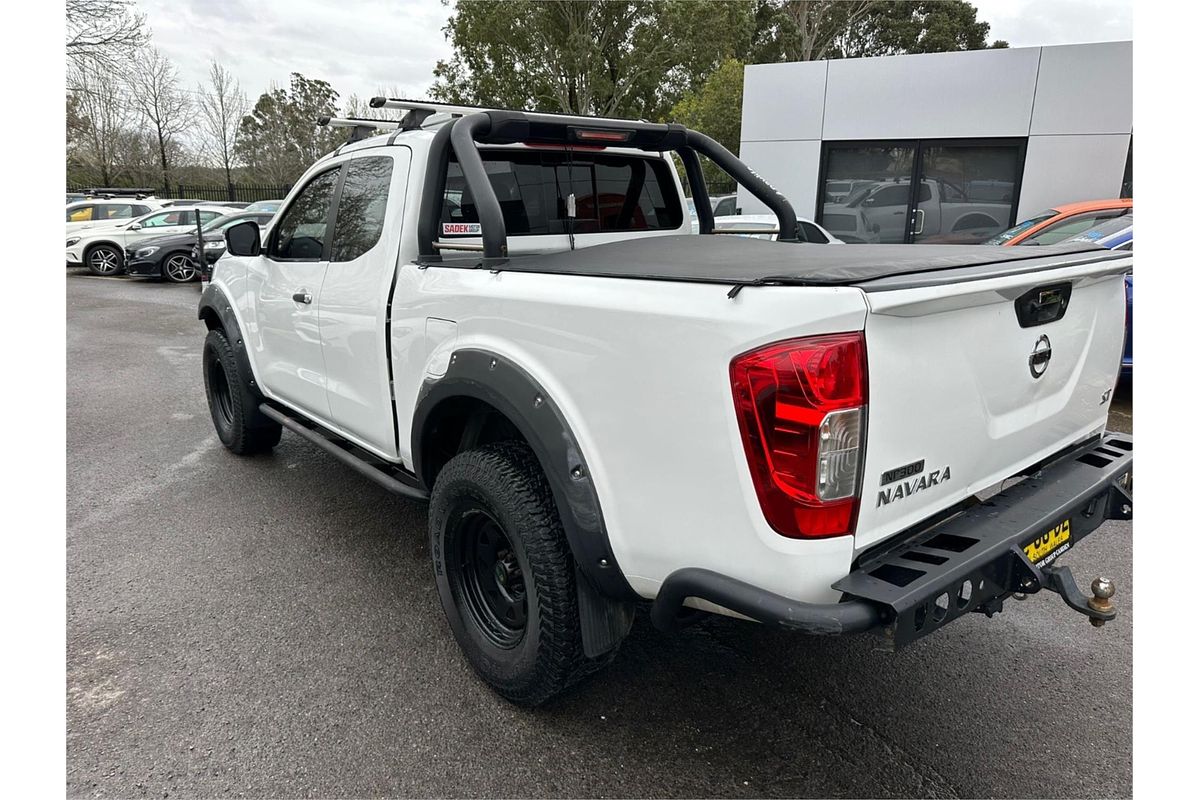 2015 Nissan Navara ST D23 4X4