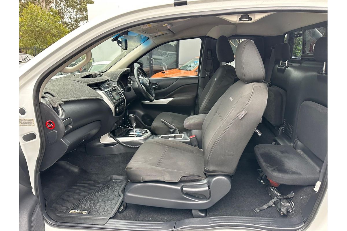 2015 Nissan Navara ST D23 4X4