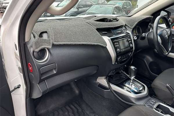 2015 Nissan Navara ST D23 4X4