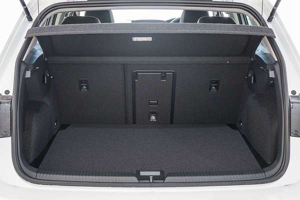 2025 Volkswagen Golf 110TSI Life 8.5
