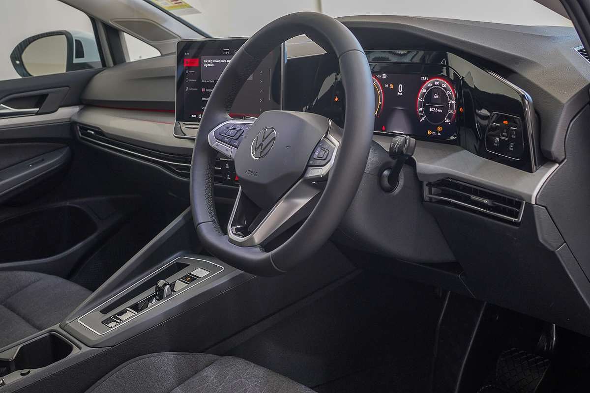 2025 Volkswagen Golf 110TSI Life 8.5