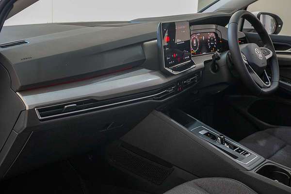 2025 Volkswagen Golf 110TSI Life 8.5