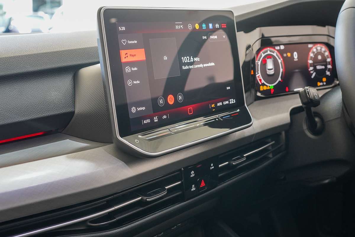 2025 Volkswagen Golf 110TSI Life 8.5