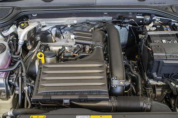 2025 Volkswagen Golf 110TSI Life 8.5