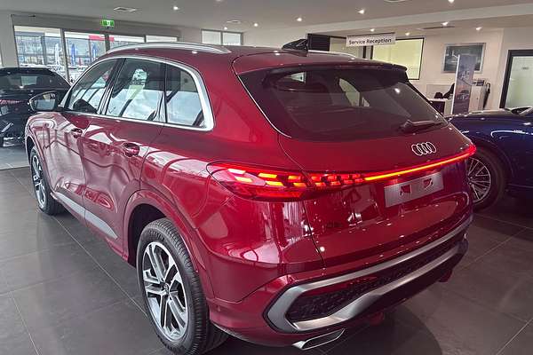 2025 Audi Q5 TFSI 150kW GU