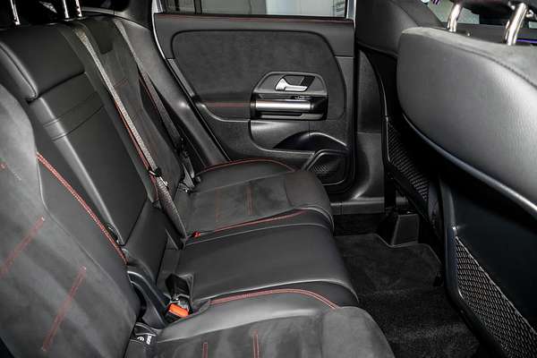 2025 Mercedes-Benz GLA-Class GLA200 H247