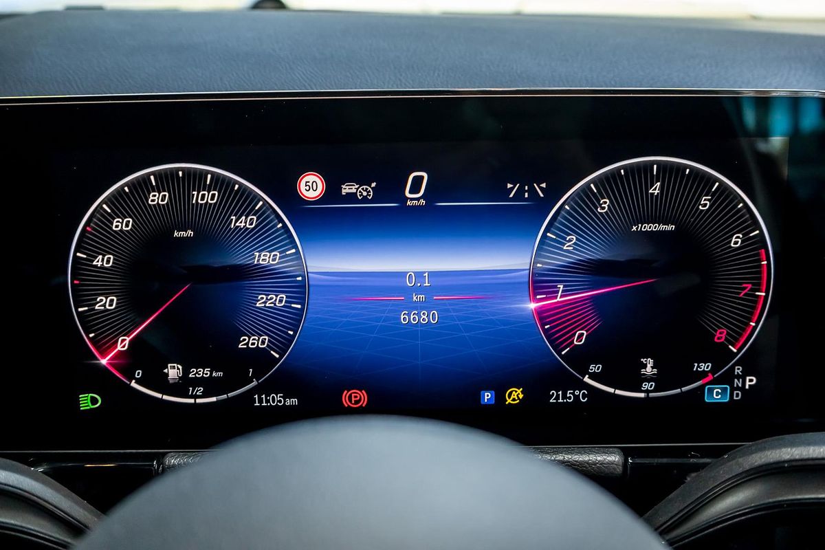 2025 Mercedes-Benz GLA-Class GLA200 H247