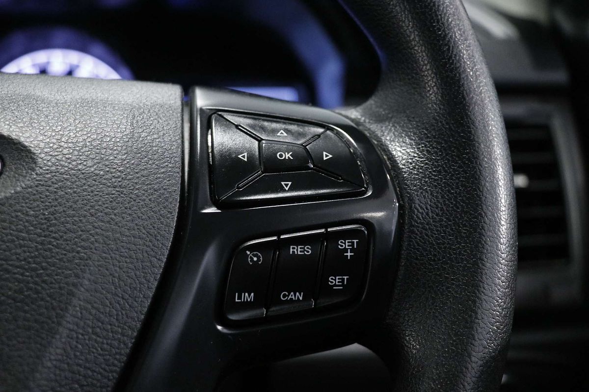 2022 Ford Everest Ambiente UA II 3.2L