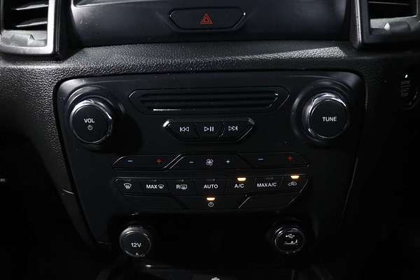2022 Ford Everest Ambiente UA II 3.2L