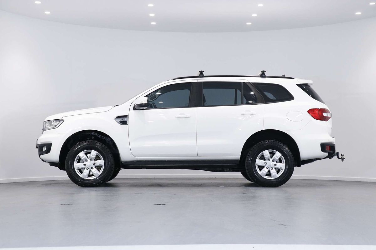 2022 Ford Everest Ambiente UA II 3.2L