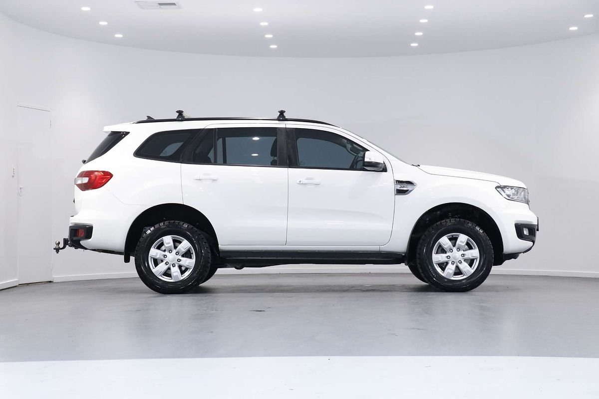 2022 Ford Everest Ambiente UA II 3.2L
