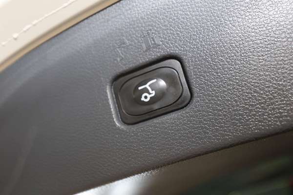 2015 Ford Everest Trend UA 3.2L