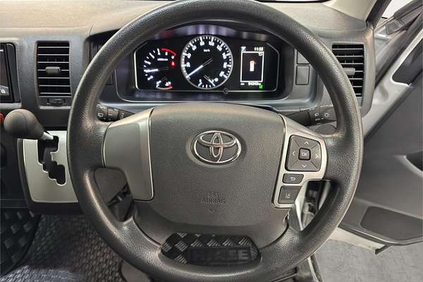 2021 Toyota Hiace DX GL-Package