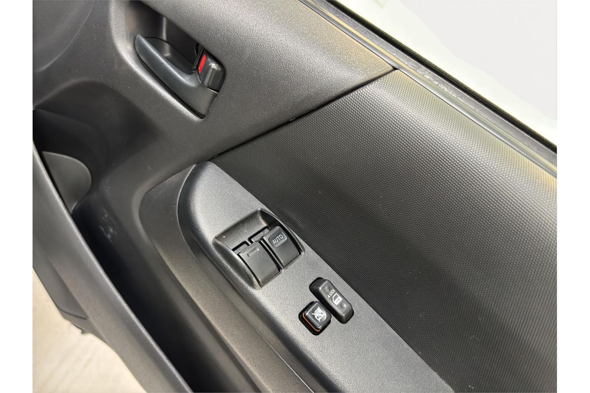 2021 Toyota Hiace DX GL-Package