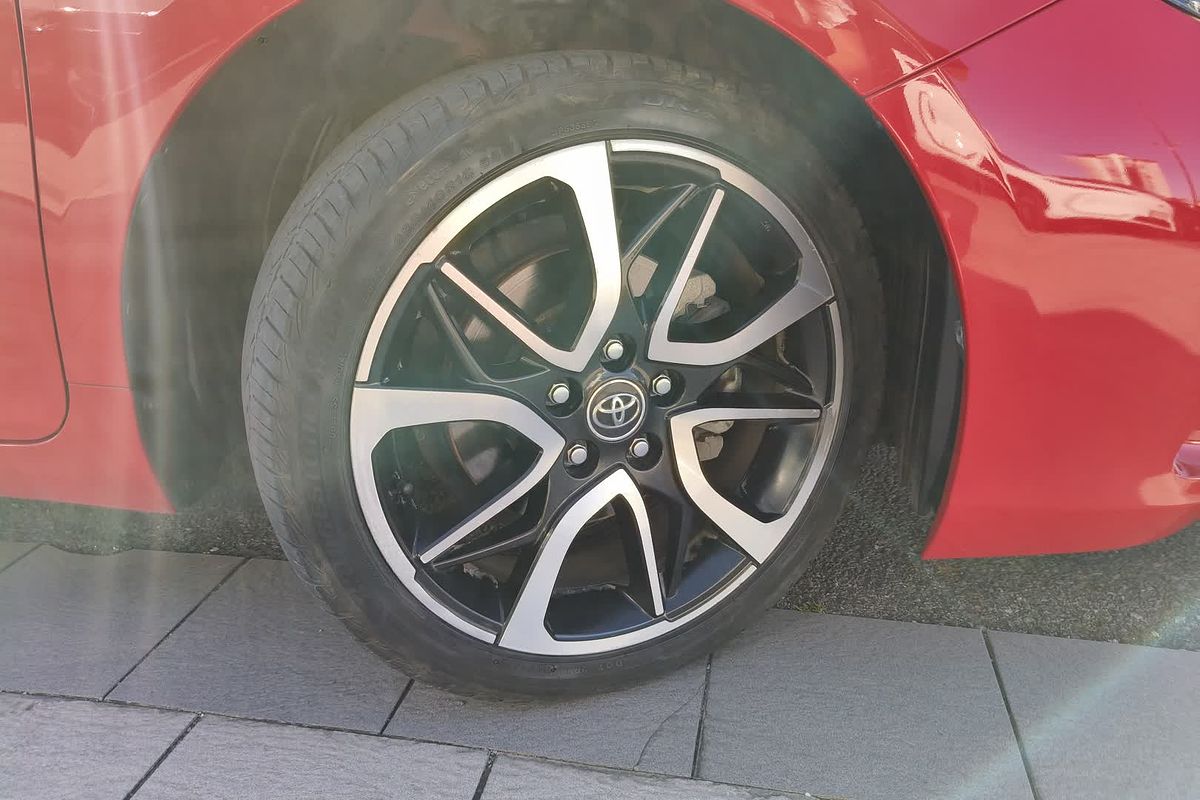 2016 Toyota Camry Atara SX ASV50R