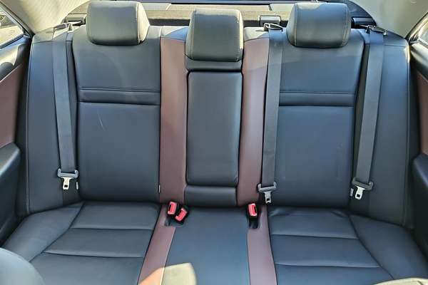 2016 Toyota Camry Atara SX ASV50R