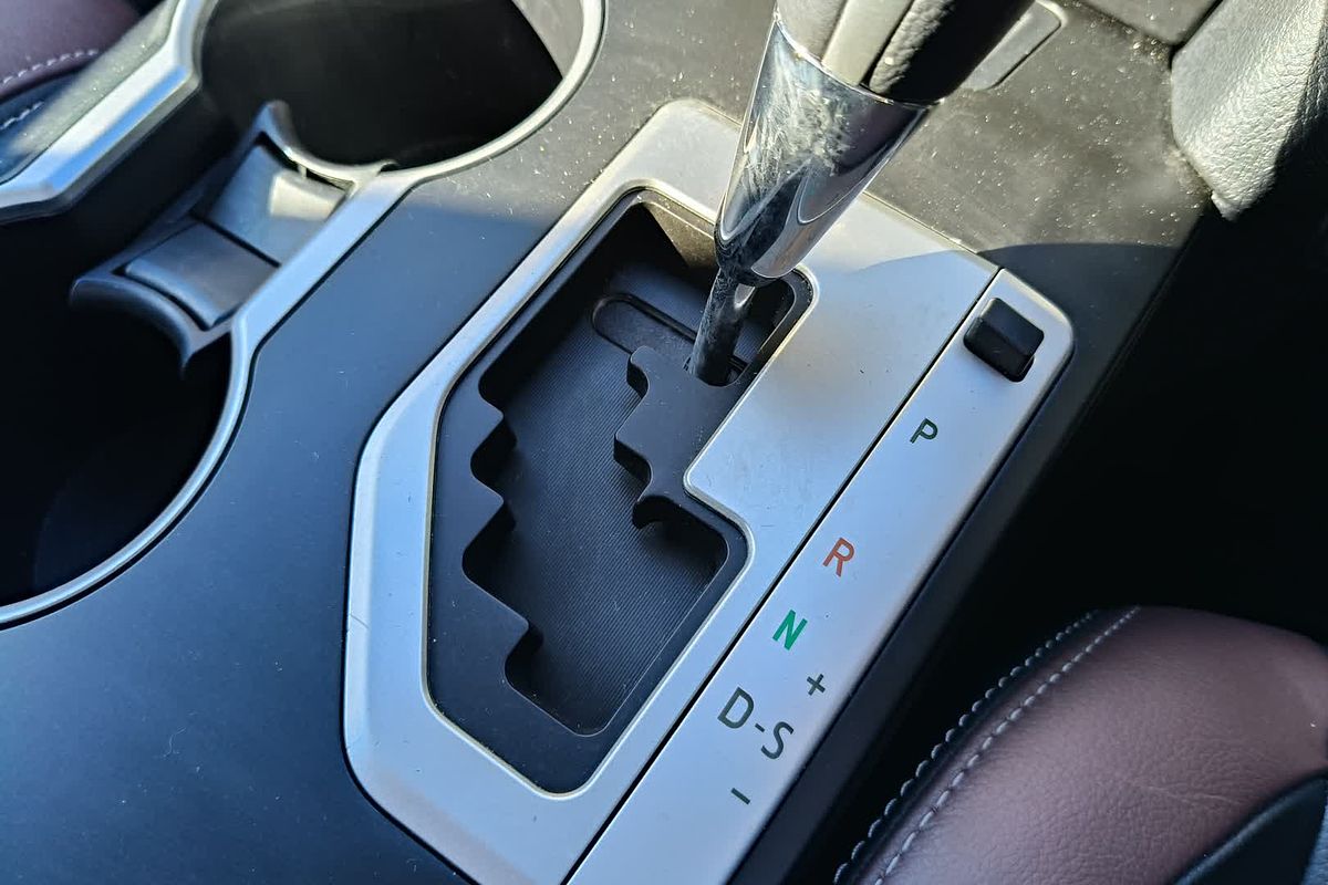2016 Toyota Camry Atara SX ASV50R