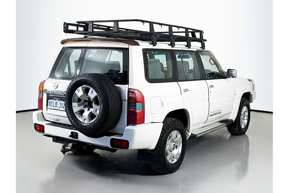 2014 Nissan Patrol ST Y61