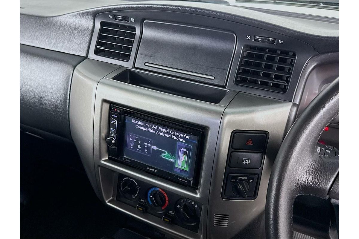 2014 Nissan Patrol ST Y61