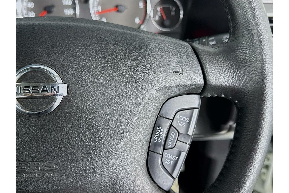 2014 Nissan Patrol ST Y61