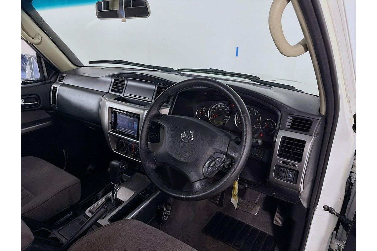 2014 Nissan Patrol ST Y61