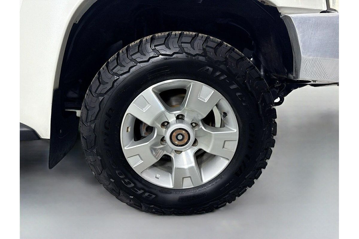 2014 Nissan Patrol ST Y61